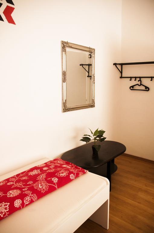 בודפשט 2Night Hostel מראה חיצוני תמונה